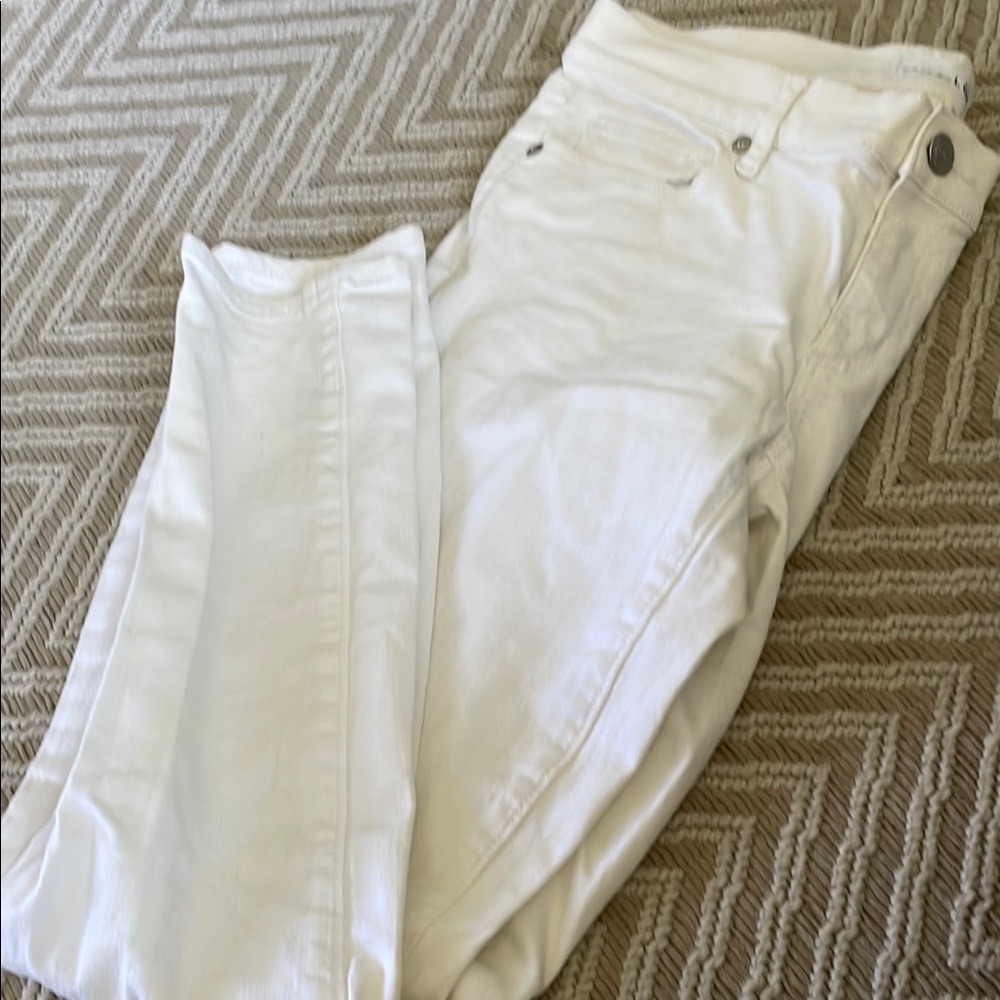 LOFT White Skinny Jeans Classic Style